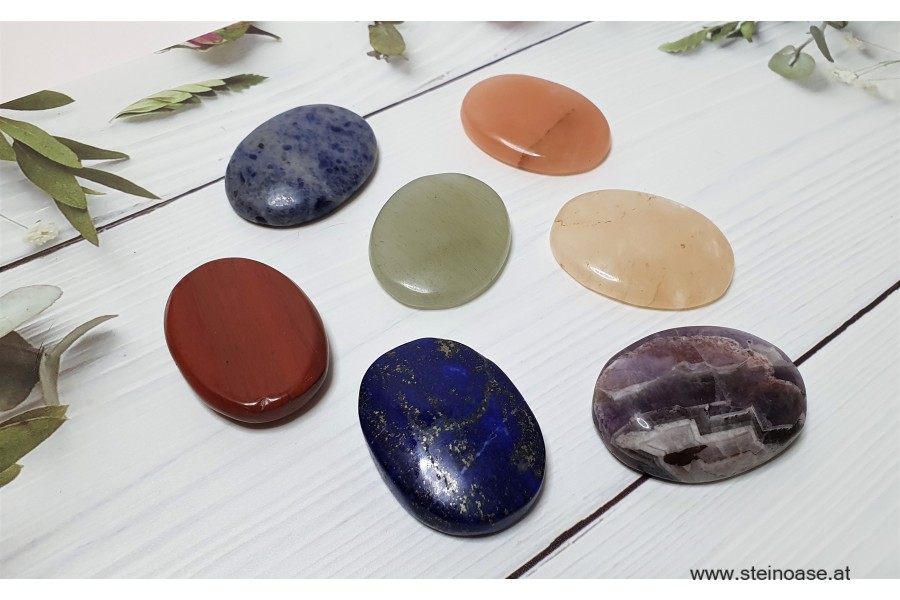 7 Chakra Set ovale Steine 